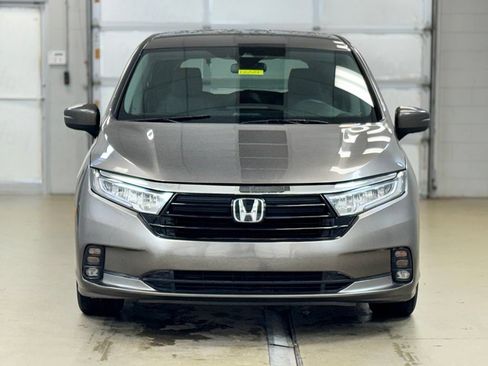 Used 2021 Honda Odyssey EX image 2