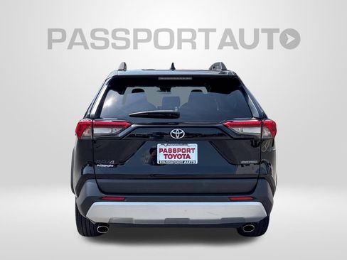 Used 2024 Toyota RAV4 Adventure AWD/4WD image 7