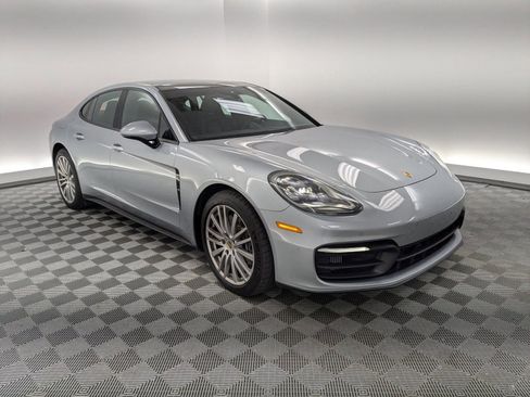 Certified 2021 Porsche Panamera image 8