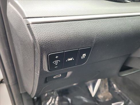 Used 2022 Kia K5 GT-Line FWD image 9