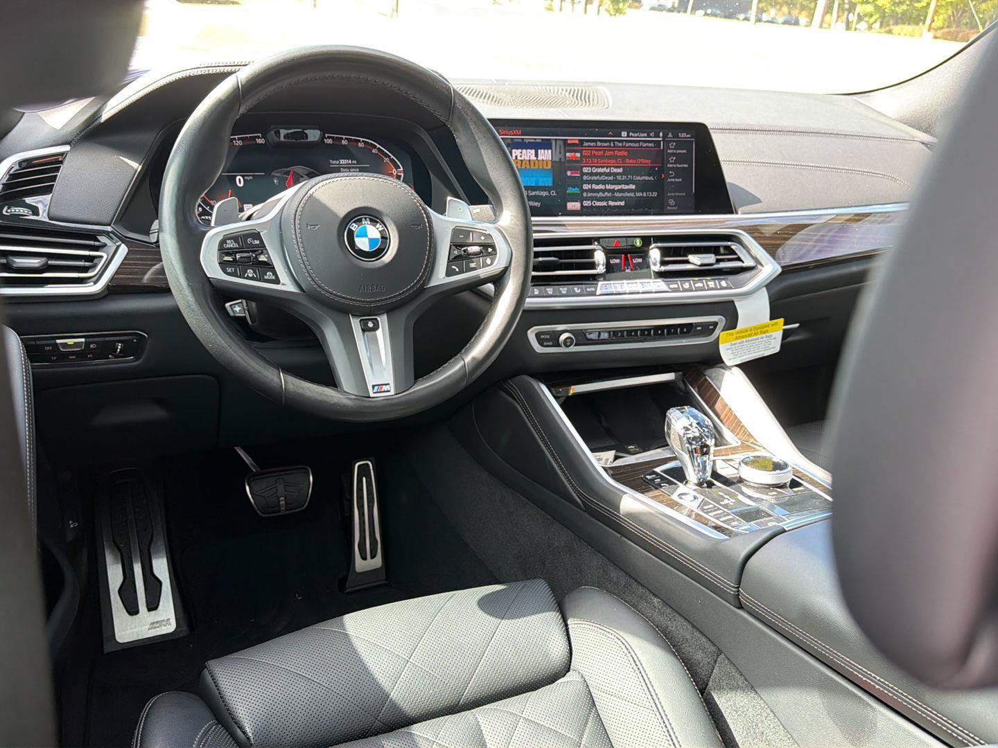 Used 2023 BMW X6 xDrive40i w/ M Sport Package AWD/4WD image 18