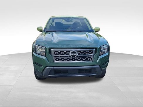 Used 2022 Nissan Frontier SV w/ Technology Package AWD/4WD image 2