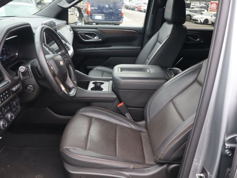 Certified 2024 Chevrolet Suburban High Country image 18