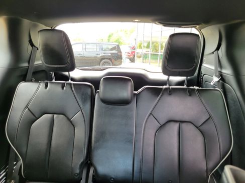 Used 2020 Chrysler Pacifica Limited w/ S Appearance Package FWD image 22