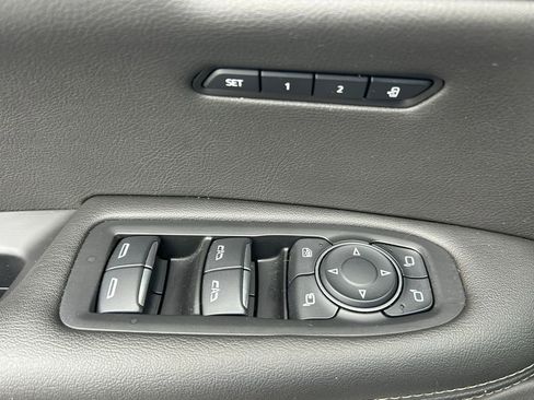 Used 2021 Cadillac XT6 Premium Luxury AWD/4WD image 31