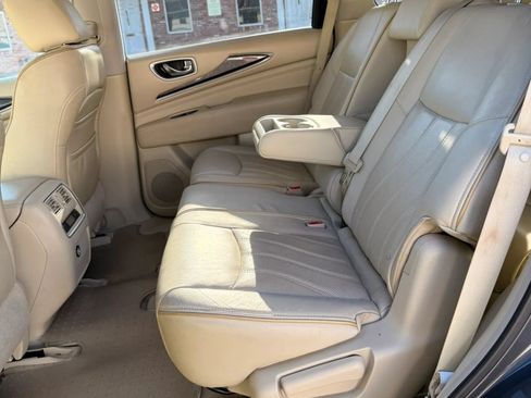Used 2013 INFINITI JX35 FWD w/ Premium Pkg image 23