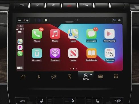 New 2024 Jeep Grand Cherokee Limited w/ Black Appearance Package image 22