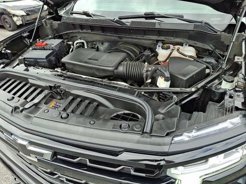 Used 2024 Chevrolet Silverado 1500 RST w/ Convenience Package II AWD/4WD image 32