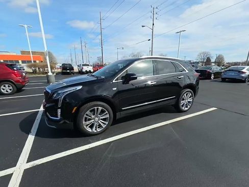 Used 2025 Cadillac XT5 Premium Luxury image 1