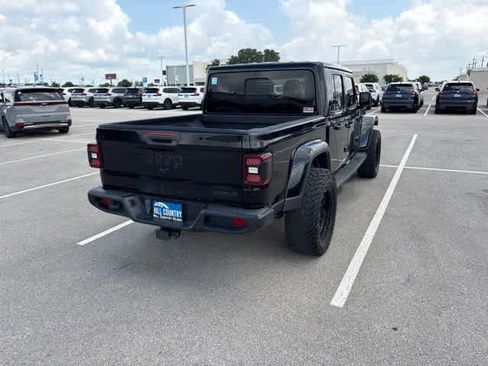 Used 2020 Jeep Gladiator Overland AWD/4WD image 5