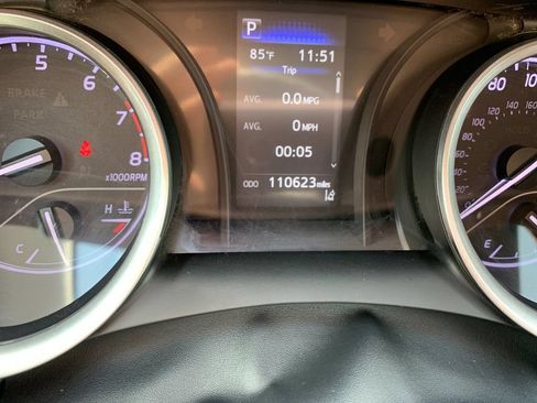 Used 2022 Toyota Camry LE FWD image 29