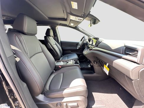 New 2026 Honda Odyssey Sport-L image 23