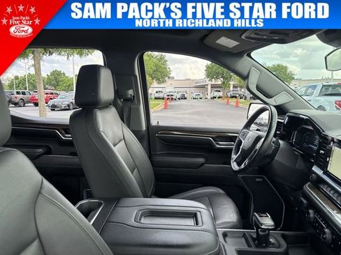 Used 2022 Chevrolet Silverado 1500 RST w/ Convenience Package II image 18