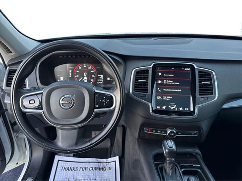 Used 2018 Volvo XC90 T5 Momentum w/ Convenience Package image 27