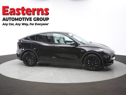Used 2021 Tesla Model Y Long Range AWD/4WD image 41