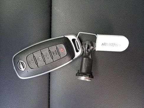 New 2025 Nissan Murano SL AWD/4WD image 30