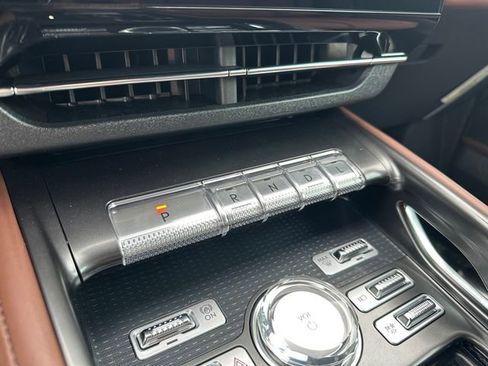 New 2026 Lincoln Nautilus Reserve AWD/4WD image 31
