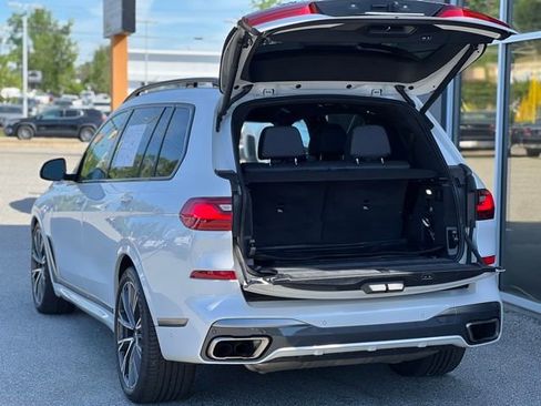 Used 2020 BMW X7 M50i w/ Dynamic Handling Package AWD/4WD image 47