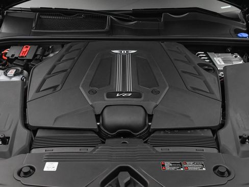 New 2024 Bentley Bentayga Extended Wheelbase image 31