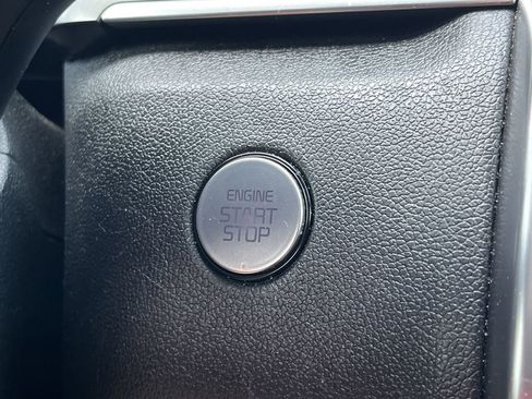 Used 2023 Kia Sorento S FWD image 7