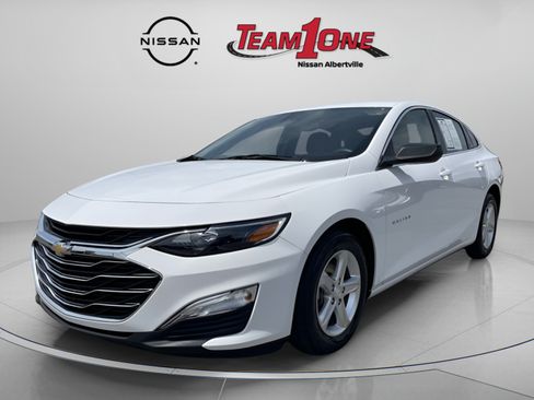 Used 2023 Chevrolet Malibu LS FWD image 4