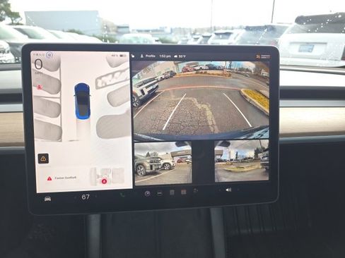 Used 2023 Tesla Model 3 Standard Range image 14