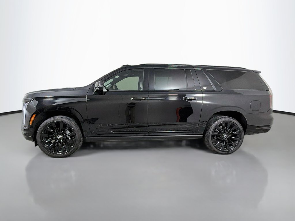 Used 2025 Cadillac Escalade ESV Sport Platinum AWD/4WD image 7