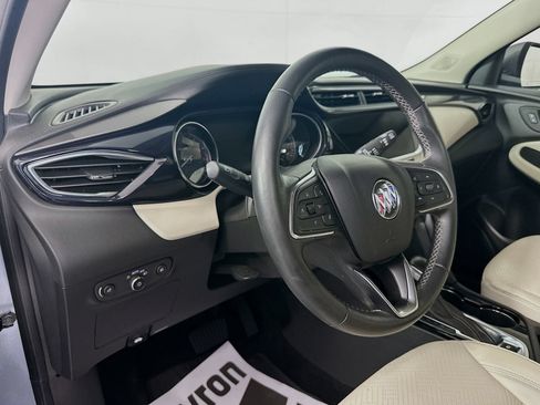 Used 2023 Buick Encore GX Essence w/ Experience Buick Package FWD image 9