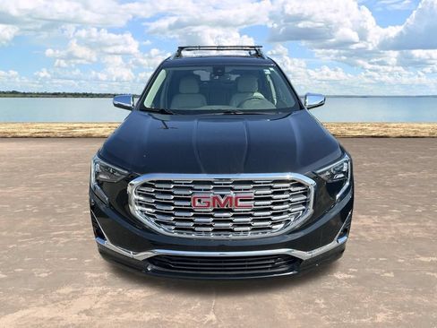 Used 2018 GMC Terrain Denali w/ Comfort Package AWD/4WD image 2