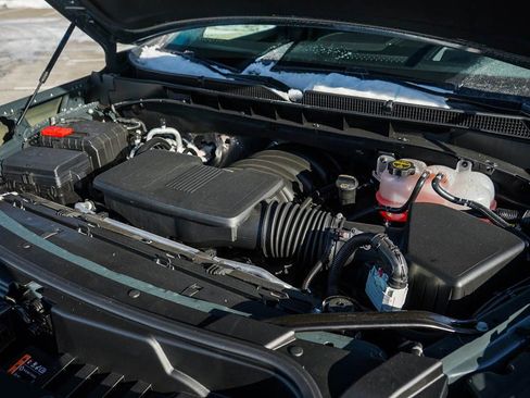 New 2026 GMC Yukon XL AT4 w/ AT4 Premium Package image 7