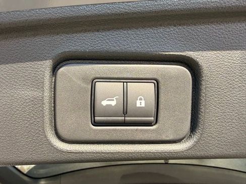 New 2026 Nissan Pathfinder Platinum w/ Cargo Package image 17