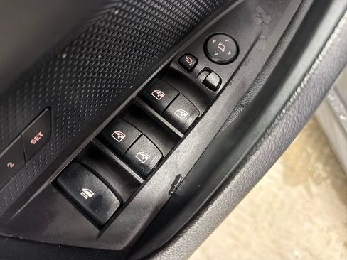 Used 2022 BMW 430i Convertible w/ M Sport Package RWD image 17