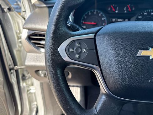 Used 2020 Chevrolet Traverse LS FWD image 18