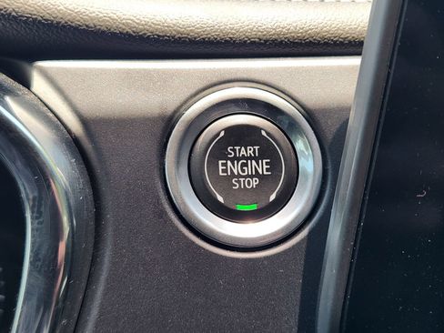 Used 2024 Chevrolet Blazer LT w/ Sound & Technology Package FWD image 22