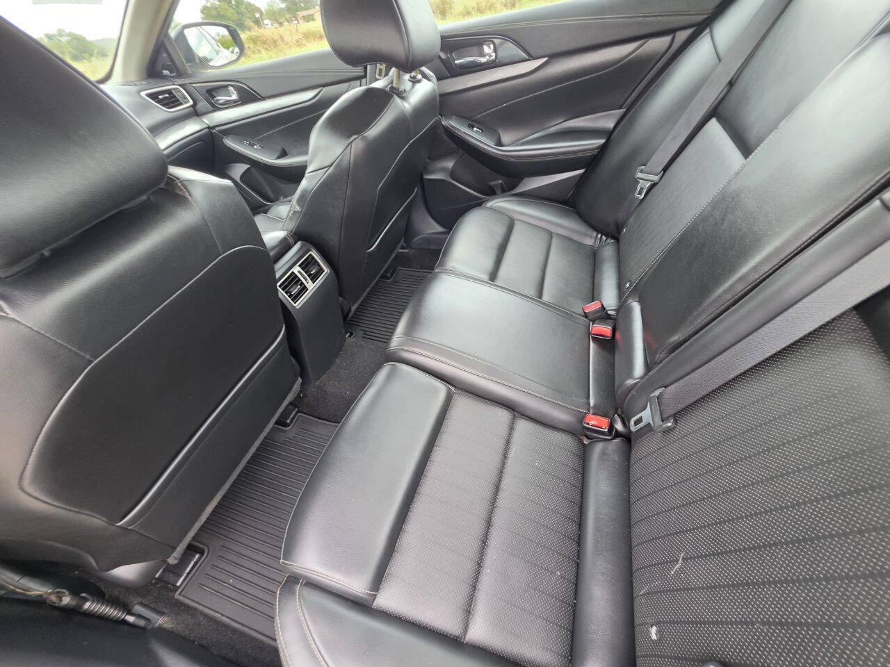 Used 2017 Nissan Maxima 3.5 SL FWD image 5