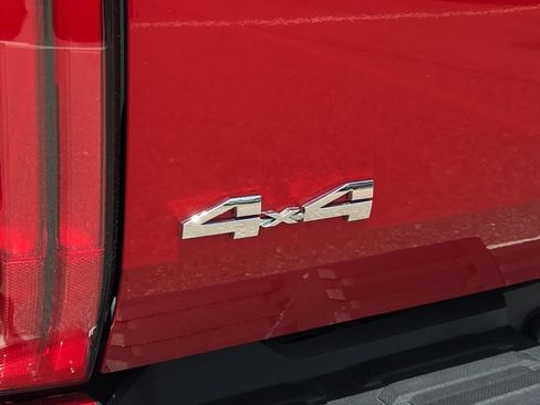 Used 2024 Toyota Tundra Limited AWD/4WD image 5