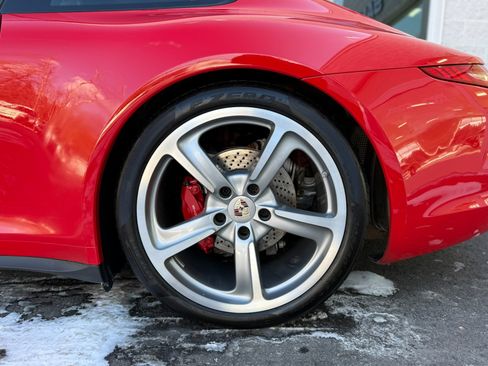Used 2013 Porsche 911 Carrera 4S image 9