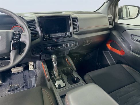 Used 2022 Nissan Frontier Pro-X w/ Technology Package image 19