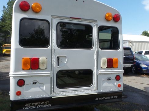 Used 2013 Chevrolet Express 3500 w/ School Bus Package image 3