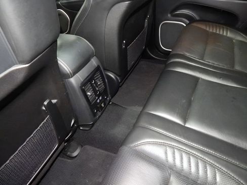 Used 2021 Jeep Grand Cherokee SRT image 31