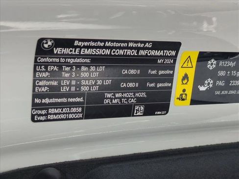 Used 2024 BMW X5 xDrive40i w/ Premium Package AWD/4WD image 28