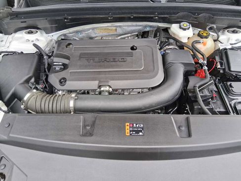 Used 2023 Buick Envision Preferred image 9