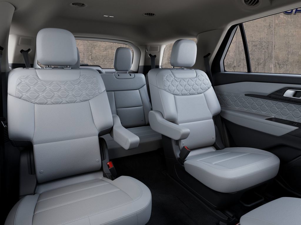 New 2027 Ford Explorer Platinum RWD image 11