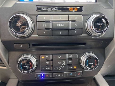 Used 2017 Ford F350 Platinum w/ Platinum Ultimate Package AWD/4WD image 33