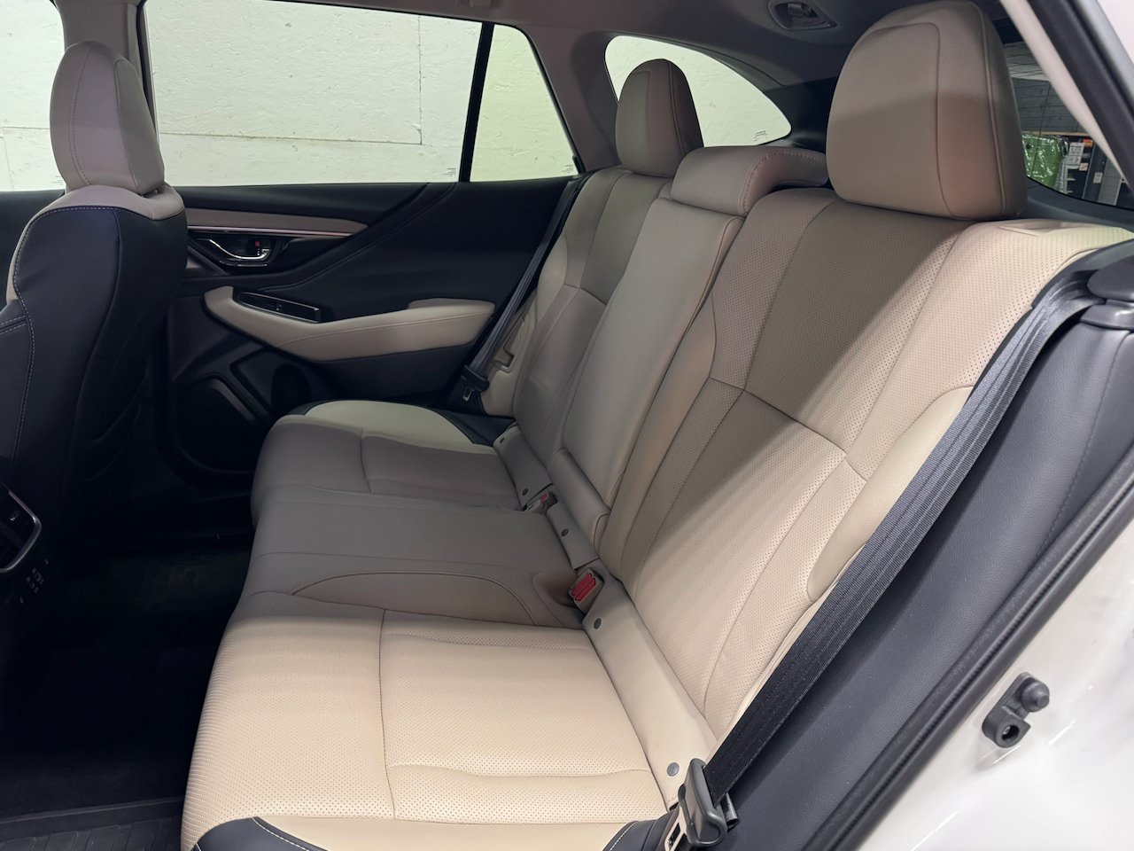Used 2024 Subaru Outback Limited AWD/4WD image 13