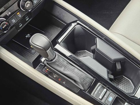 Used 2024 Honda Accord Touring image 20