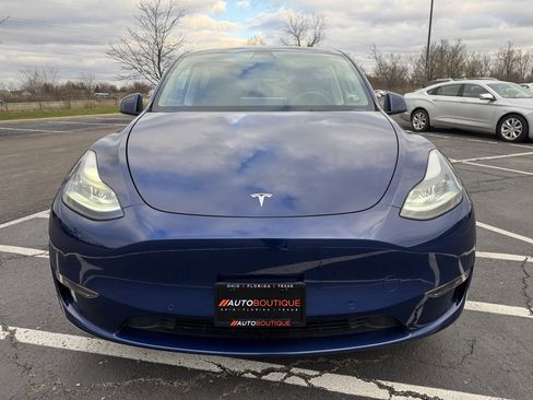 Used 2022 Tesla Model Y Performance image 12