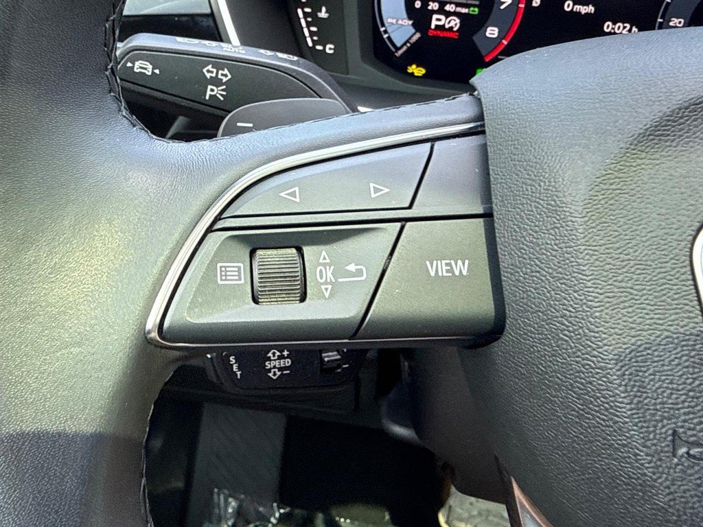Used 2025 Audi Q3 2.0T Premium AWD/4WD image 17