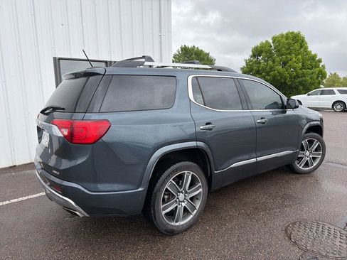 Used 2019 GMC Acadia Denali w/ Technology Package AWD/4WD image 3