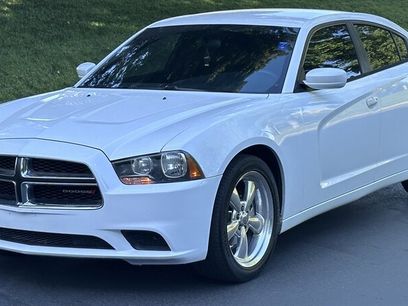 Used 2014 Dodge Charger SE